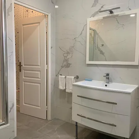 Apartamento De Charme Au Coeur De *