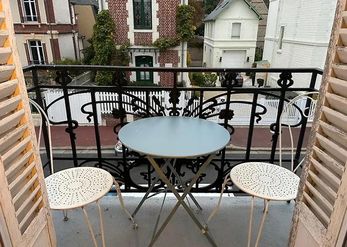 De Charme Au Coeur De Apartment Deauville