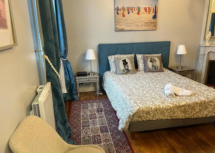 De Charme Au Coeur De Apartment *