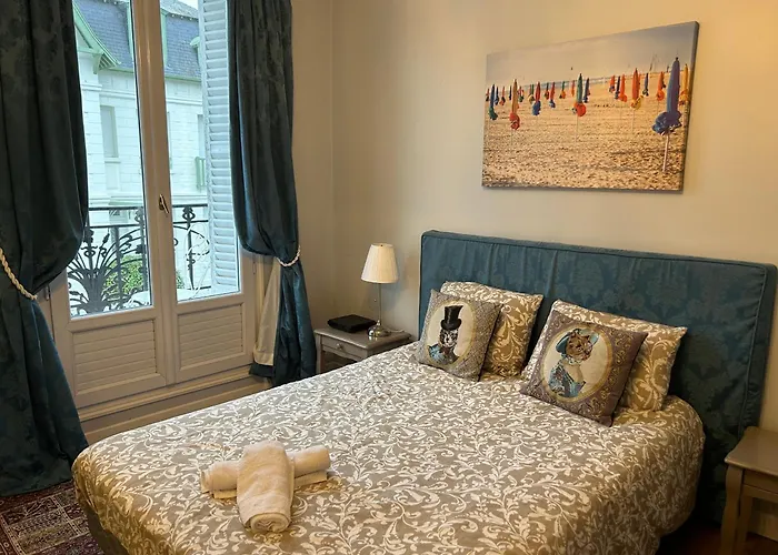 De Charme Au Coeur De Deauville